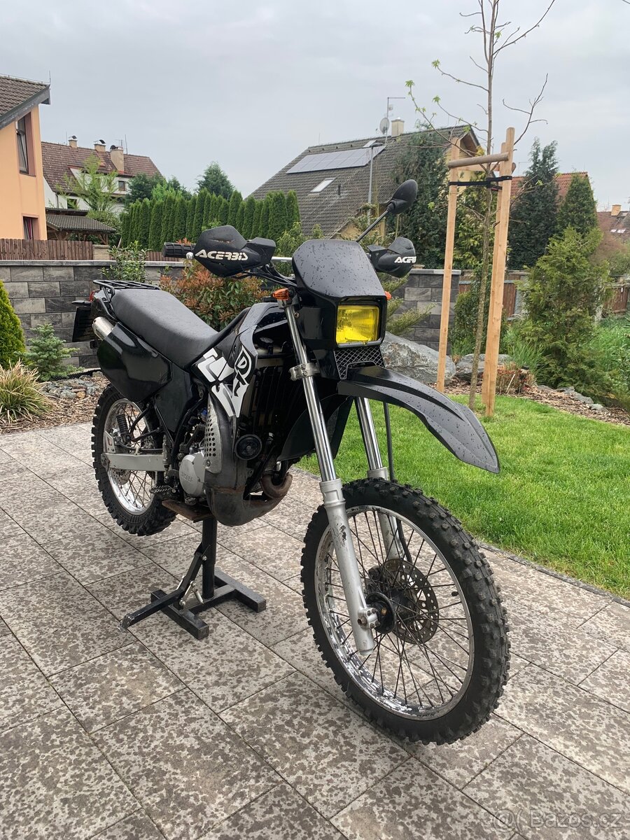 Yamaha DT 125