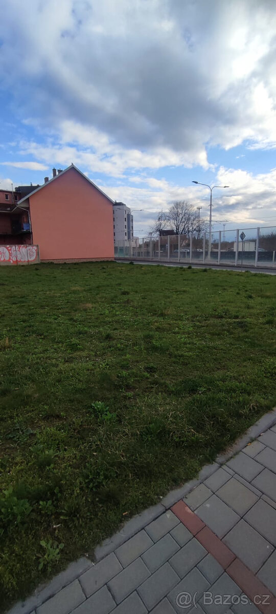 Nabídka reklamní plochy – Brno, Plotní 544/41