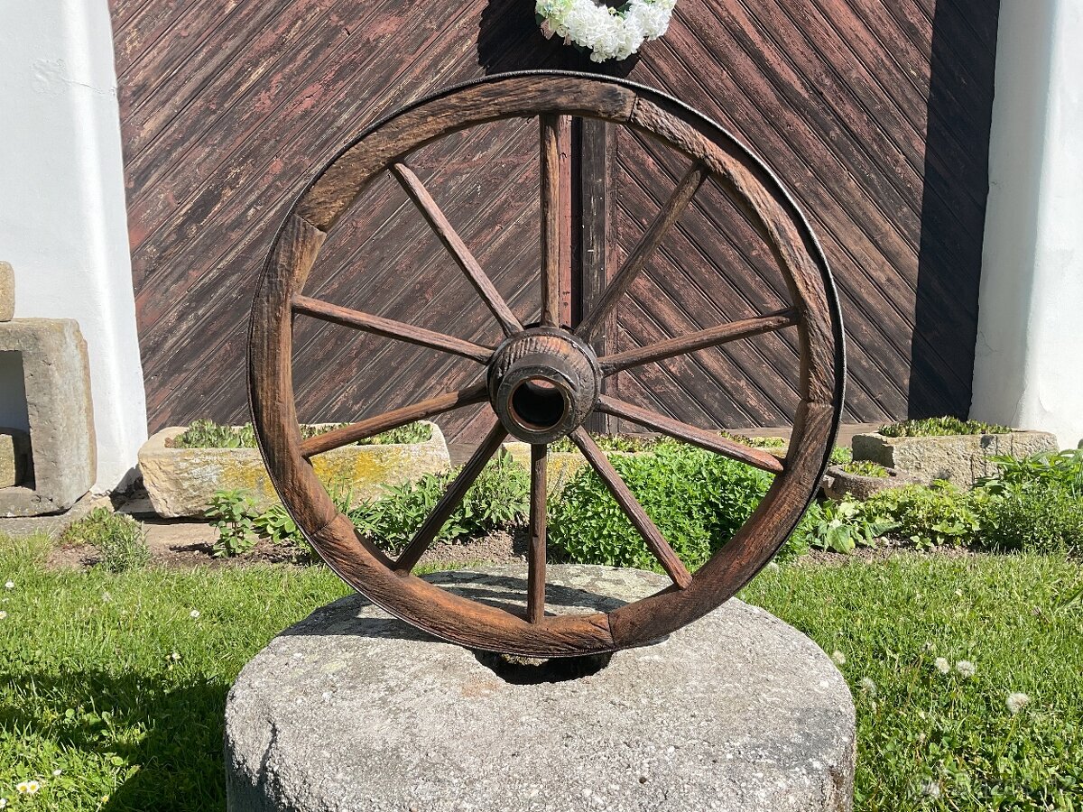 LOUKOŤOVÉ KOLO 59cm