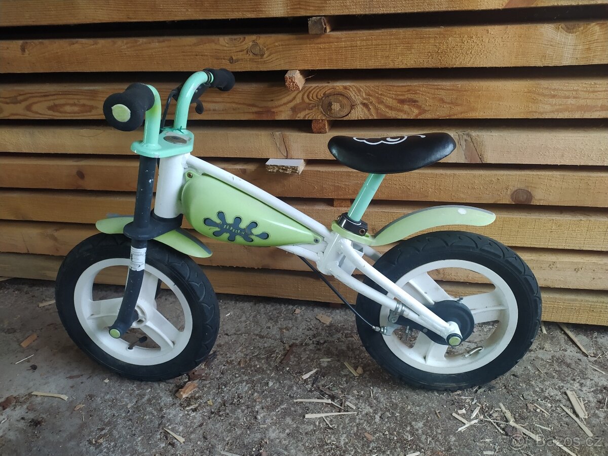 Odrážedlo JD BuG TC04