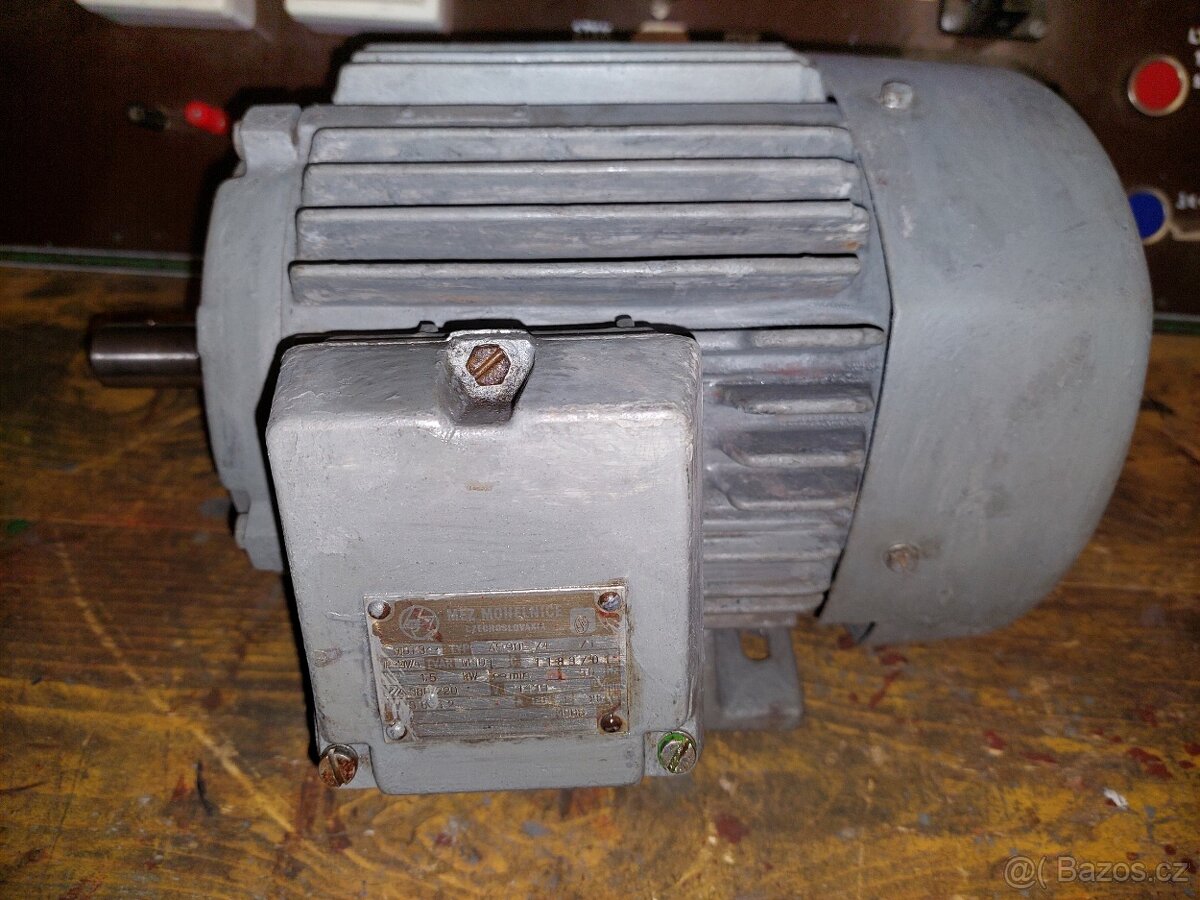 Prodám třifázový motor 1,5kW 1450ot.