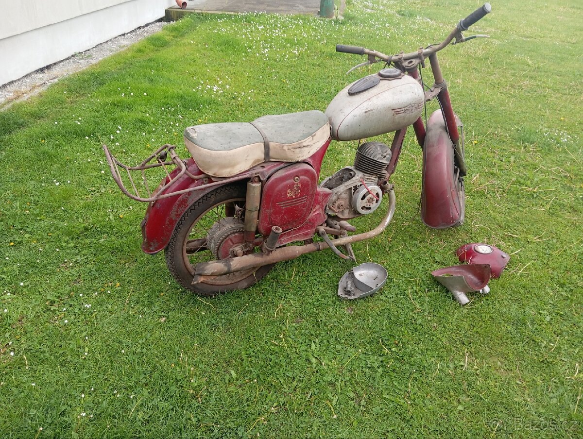 Jawa 150 - pulbuben
