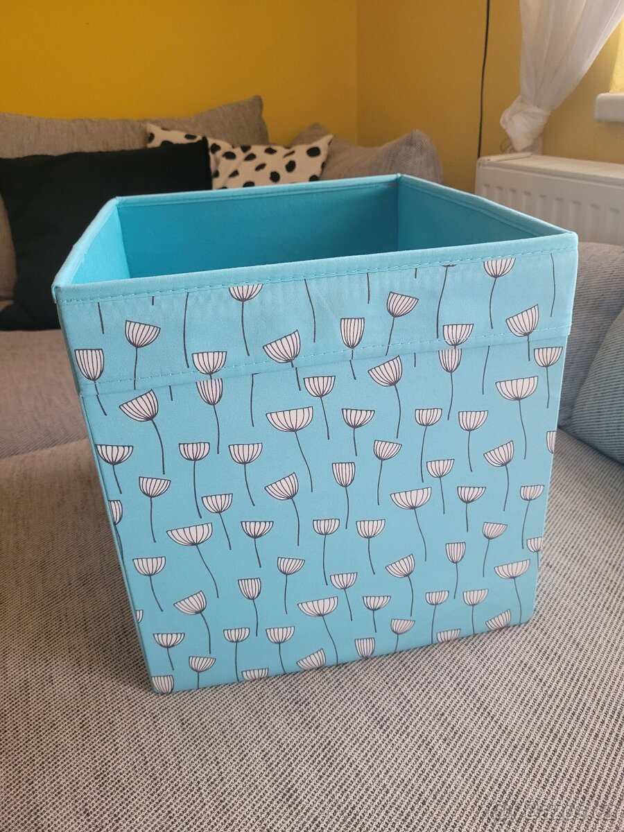 Krabice DRONA s květinami zn. IKEA, 33x38x33 cm