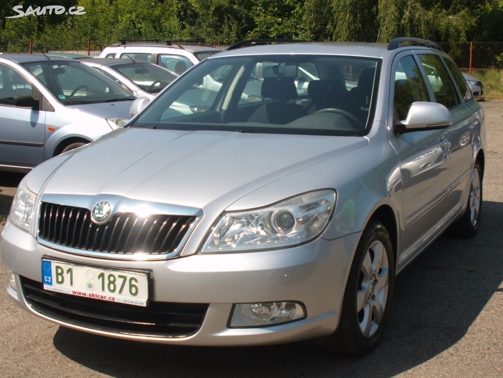 Škoda Octavia 1,6Mpi Kombi 1.majitel,serviska,PDC