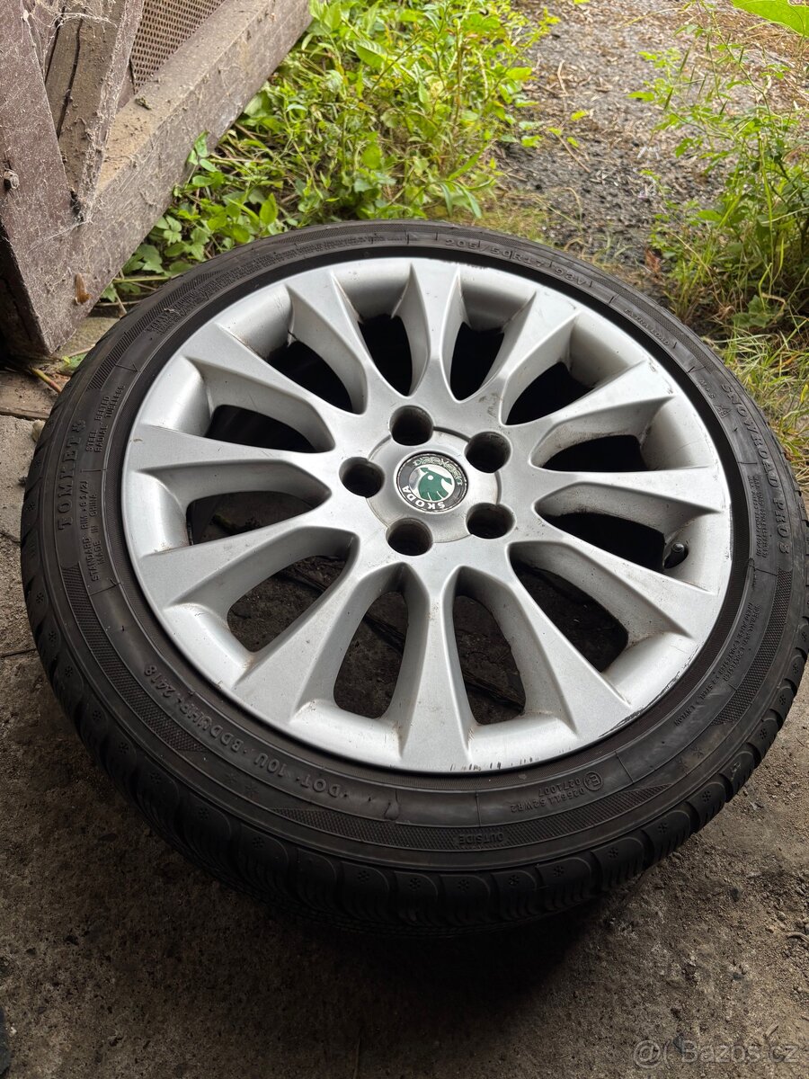 Alu r17 škoda 205/50/17 zimni pneu