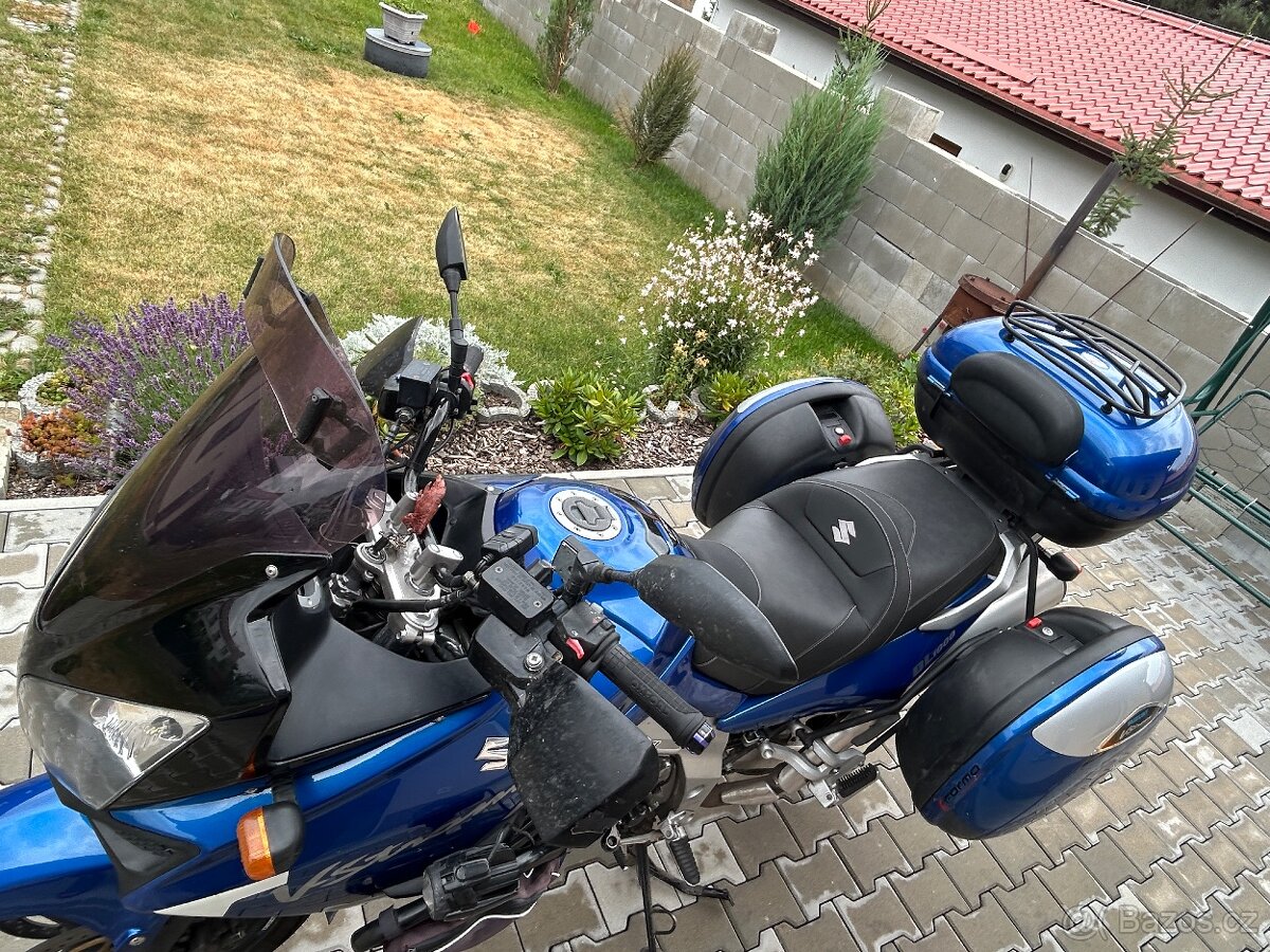 Suzuki V-Strome 1000 DL