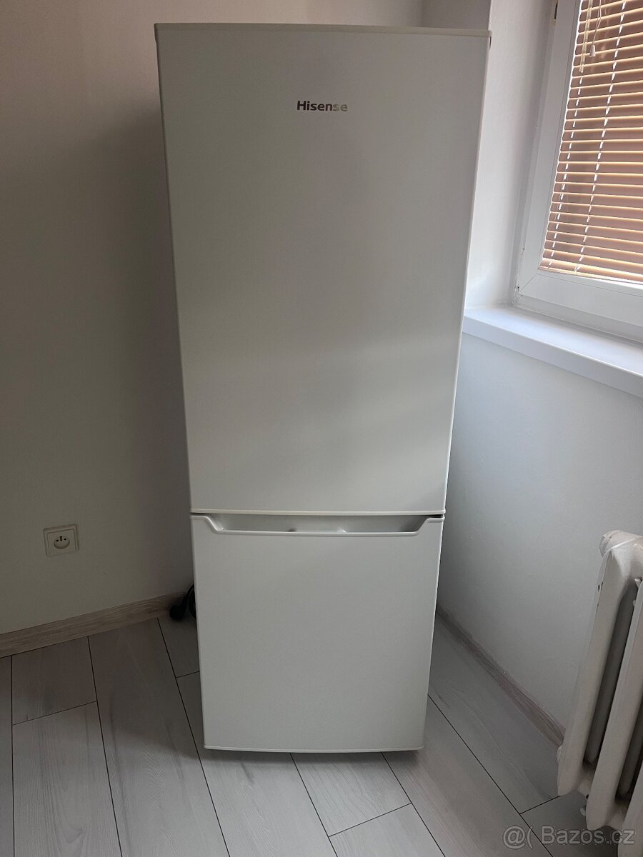 Lednice cca 143 cm
