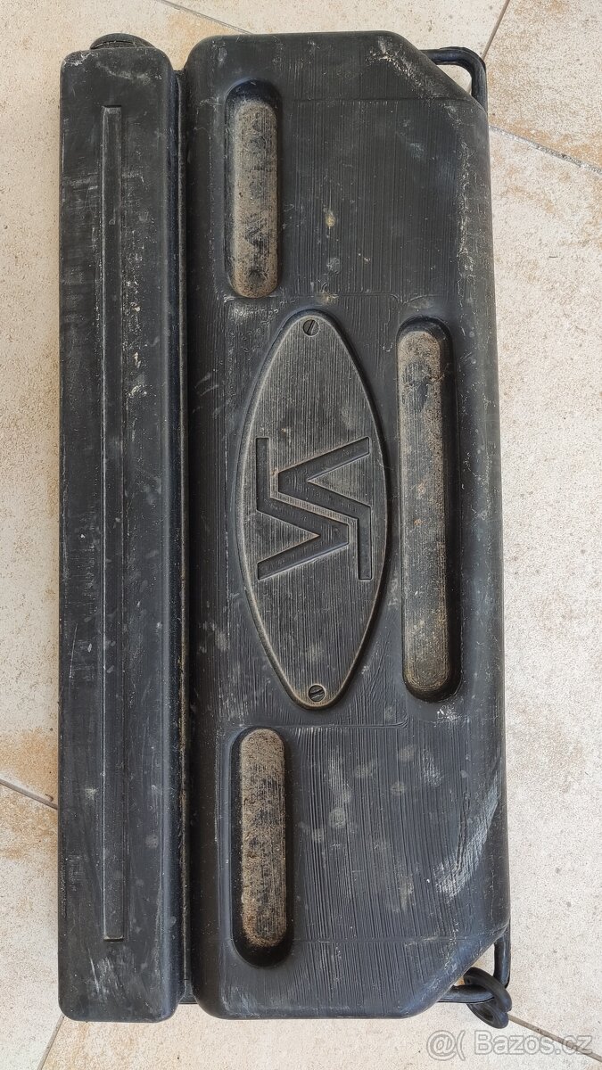 Zimní plováky dilatační