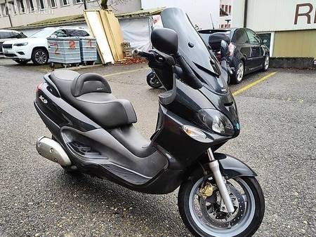 Piaggio X9 500 Díly