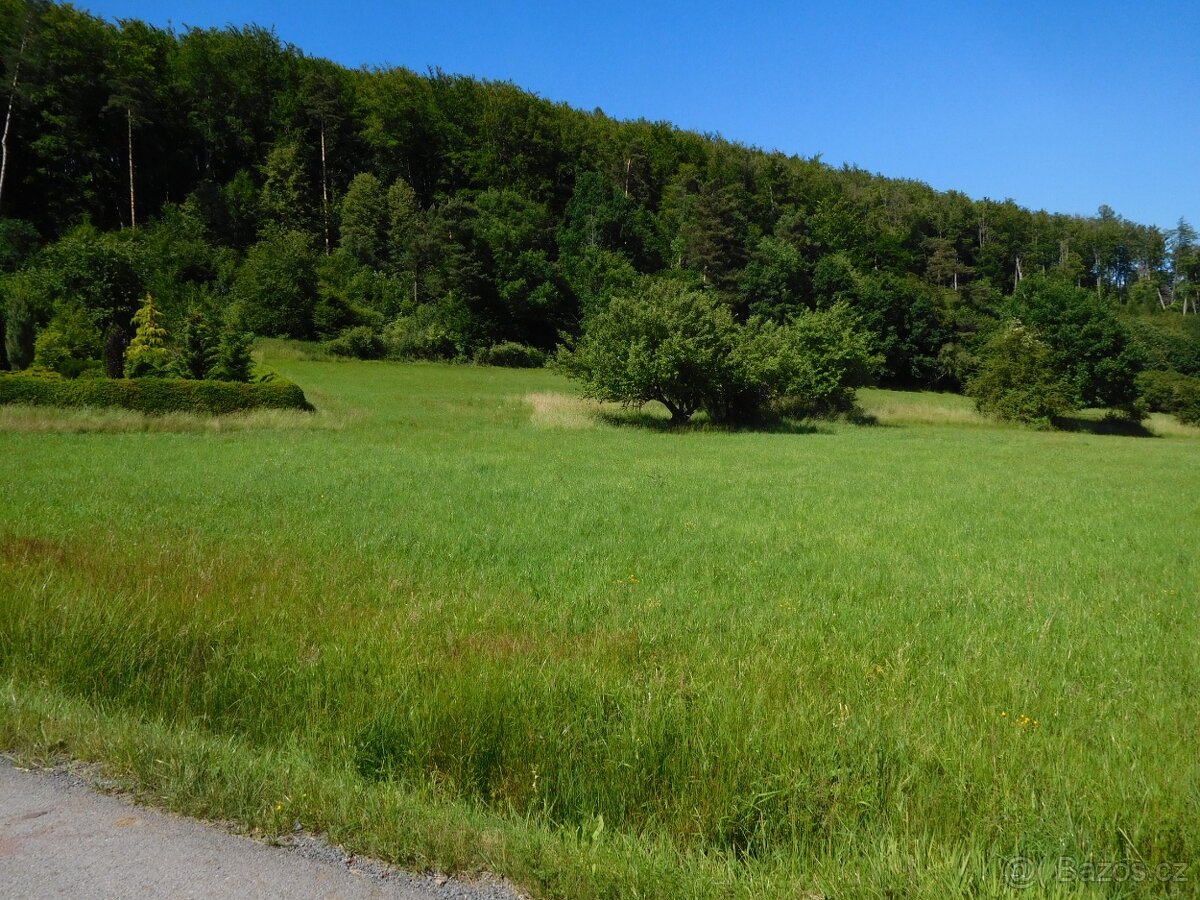 Pozemek v Rožnově L.V. čislo 2355