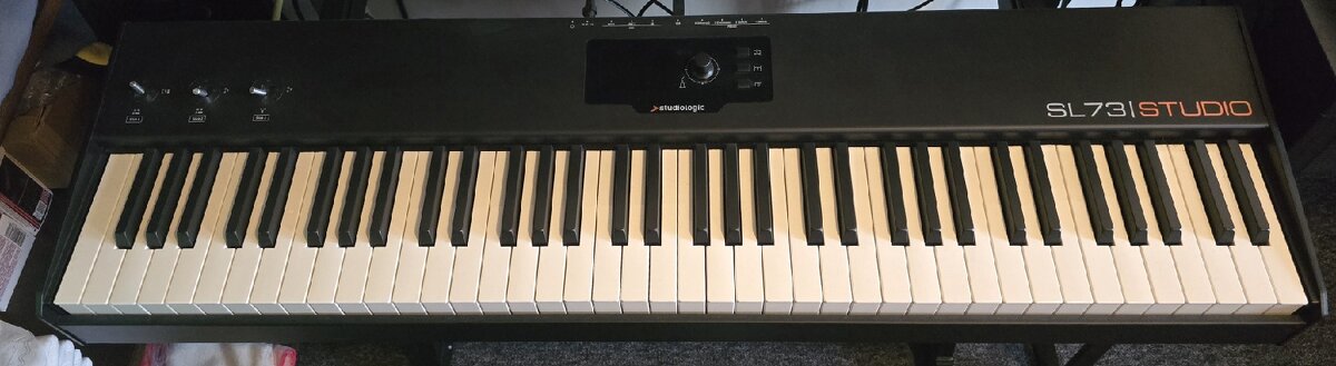 StudioLogic SL73 Studio