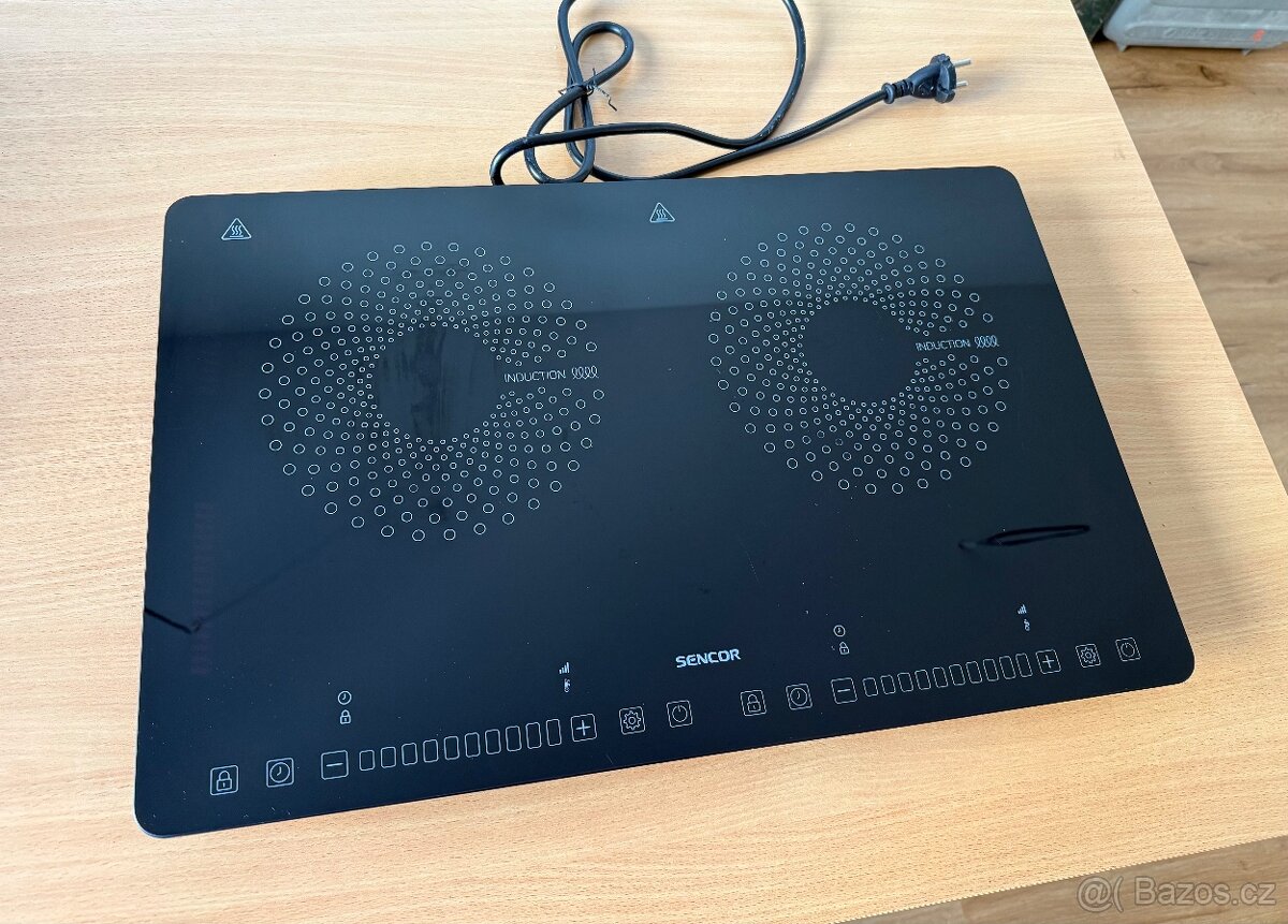 Indukční vařič Sencor SCP 4501BK