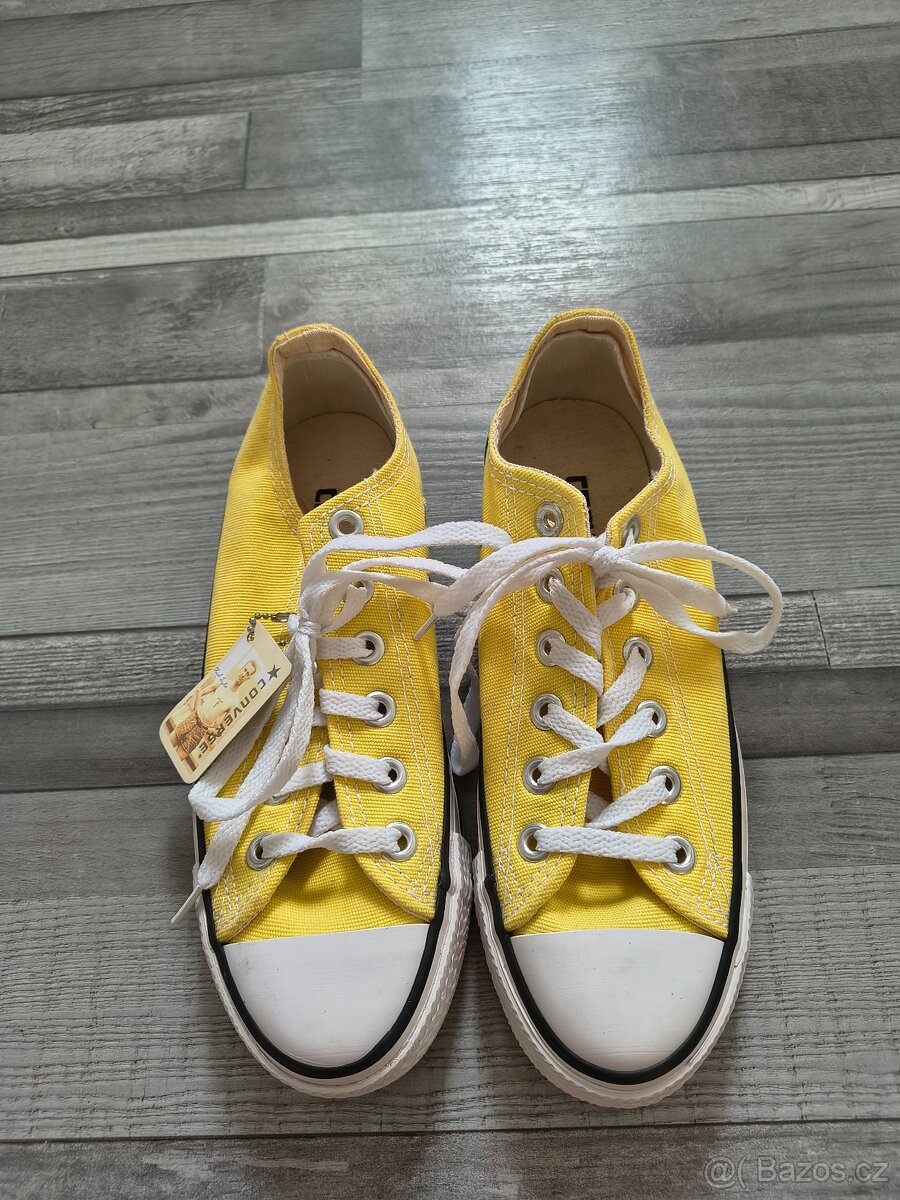 Tenisky Converse, nové, velikost 35