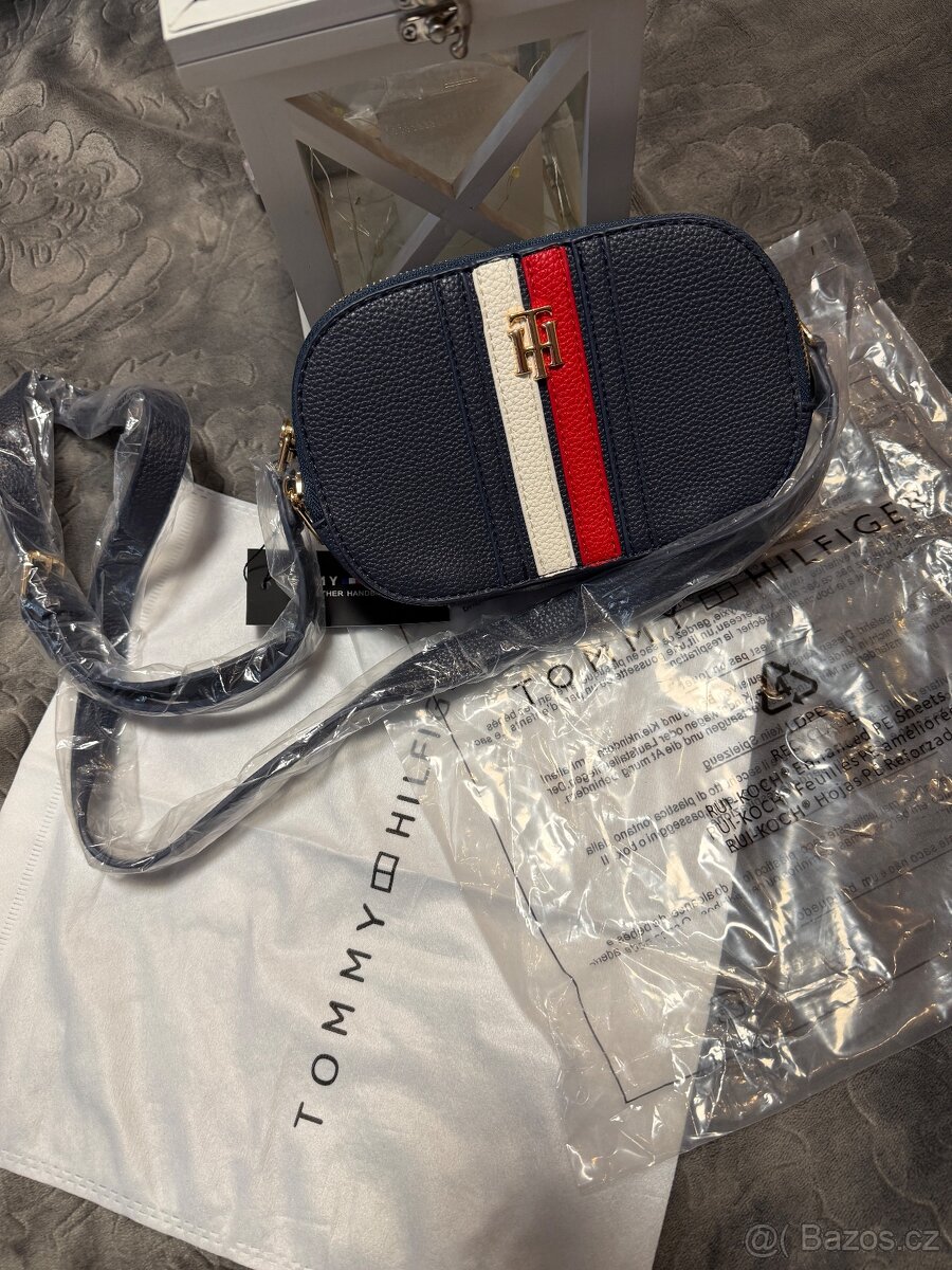 Kabelka Tommy Hilfiger crossbody