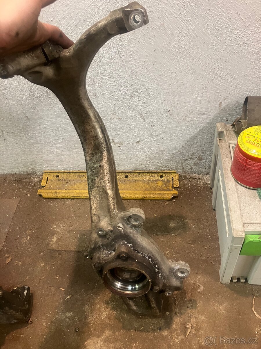 Přední Tehlice Audi a4 b7