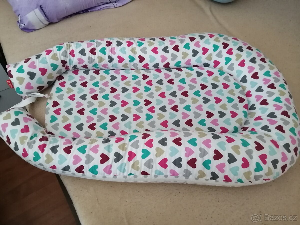 Hnizdecko pro miminko