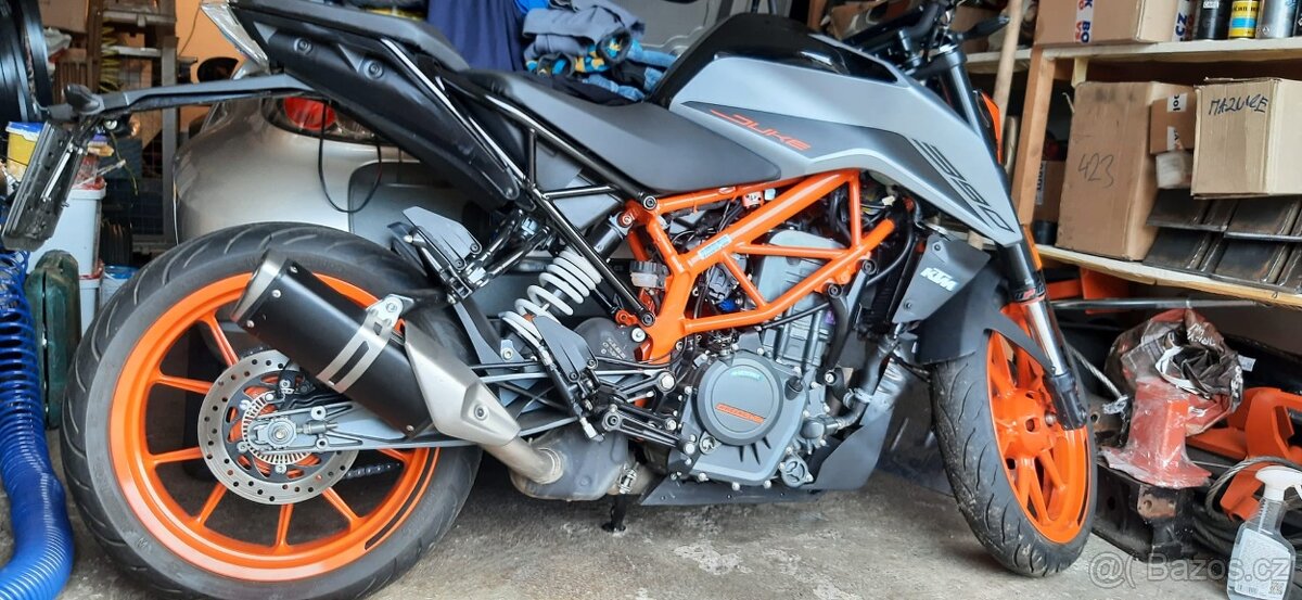 KTM 390 DUKE