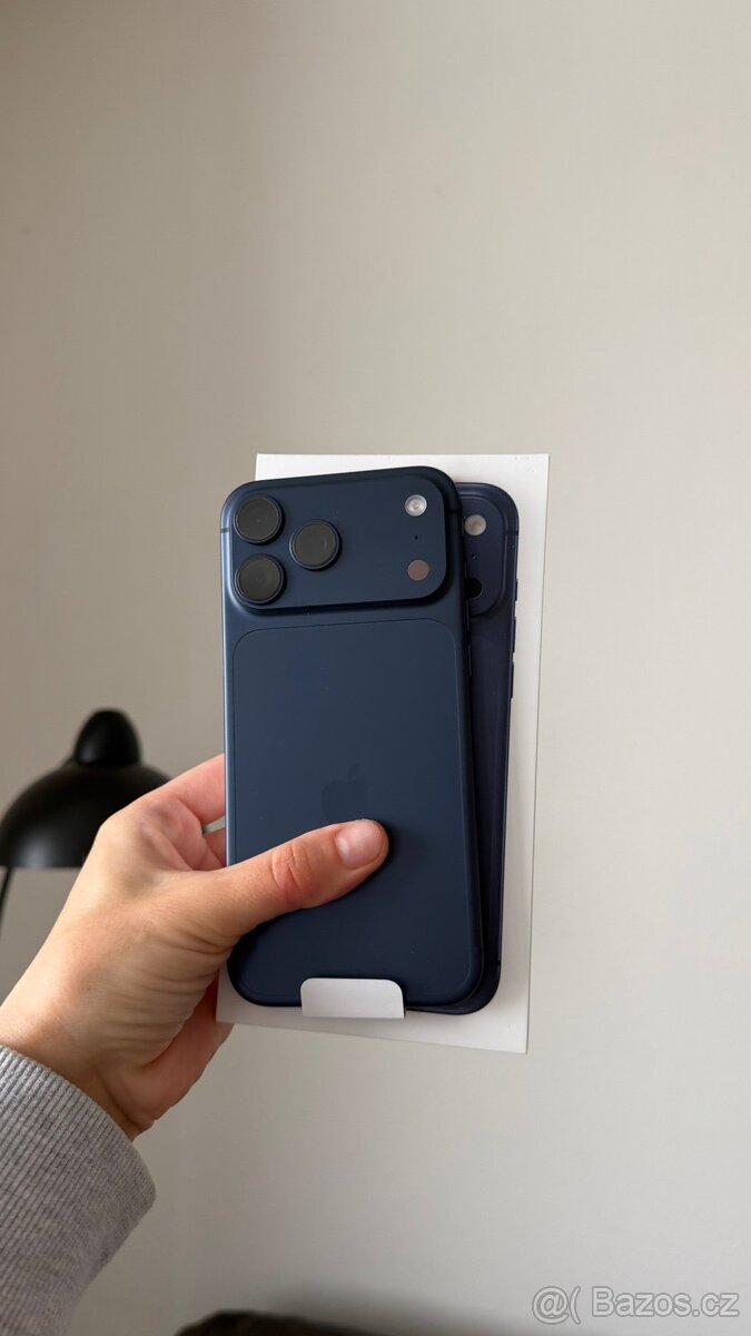 iPhone 17 pro max