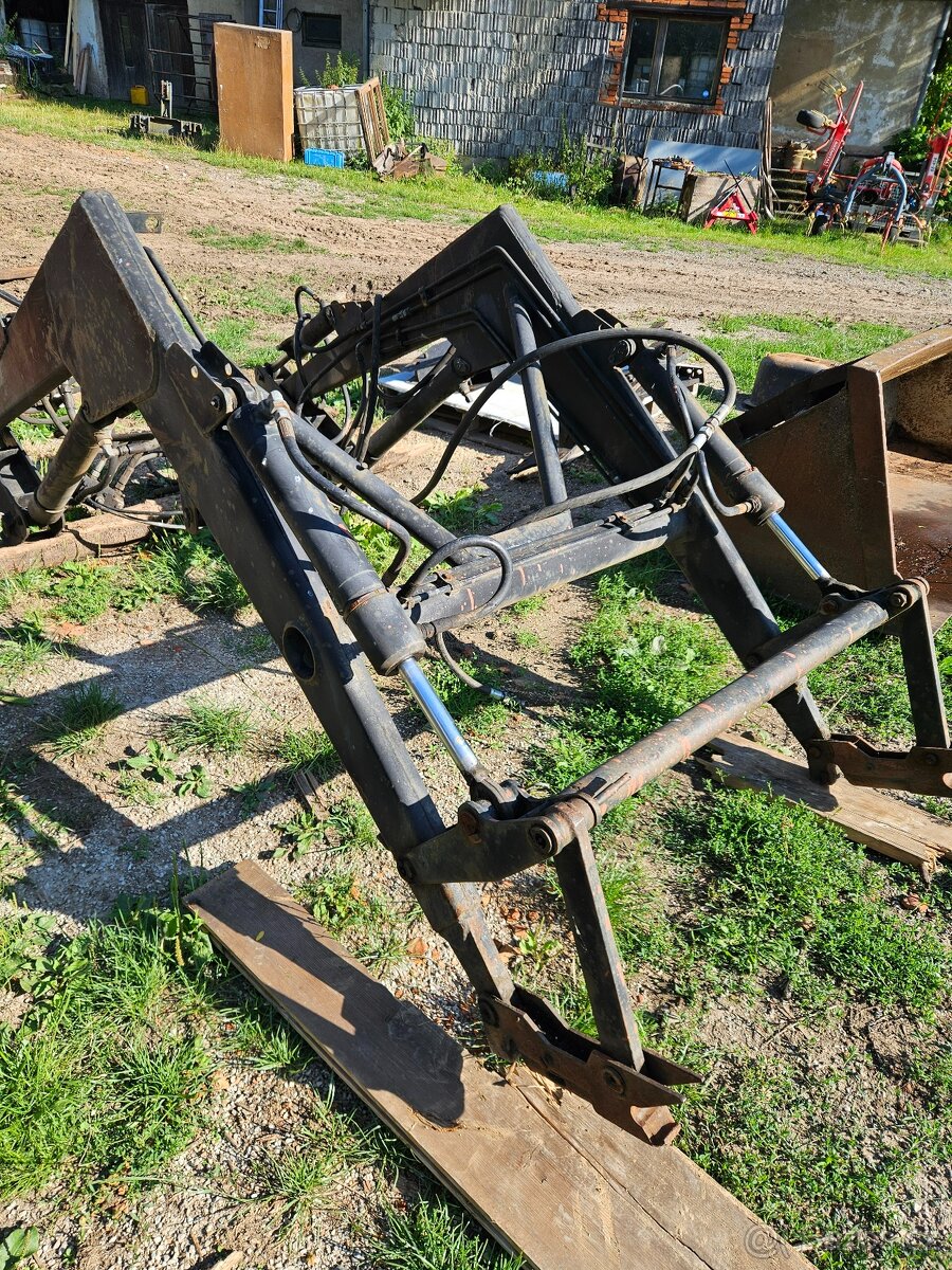 čelní nakladač Humpolec ND5-032