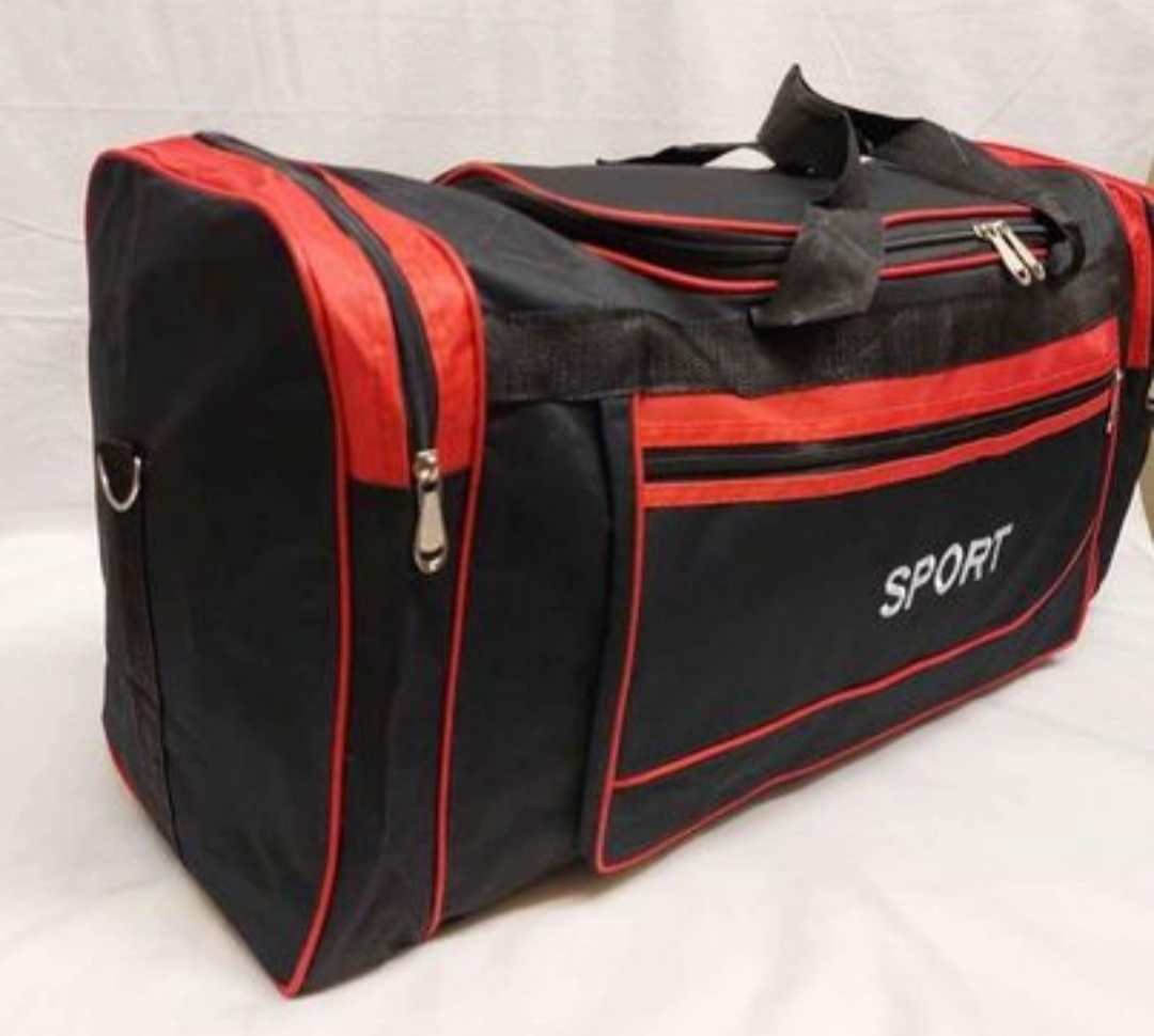 Sportovní/cestovní taška