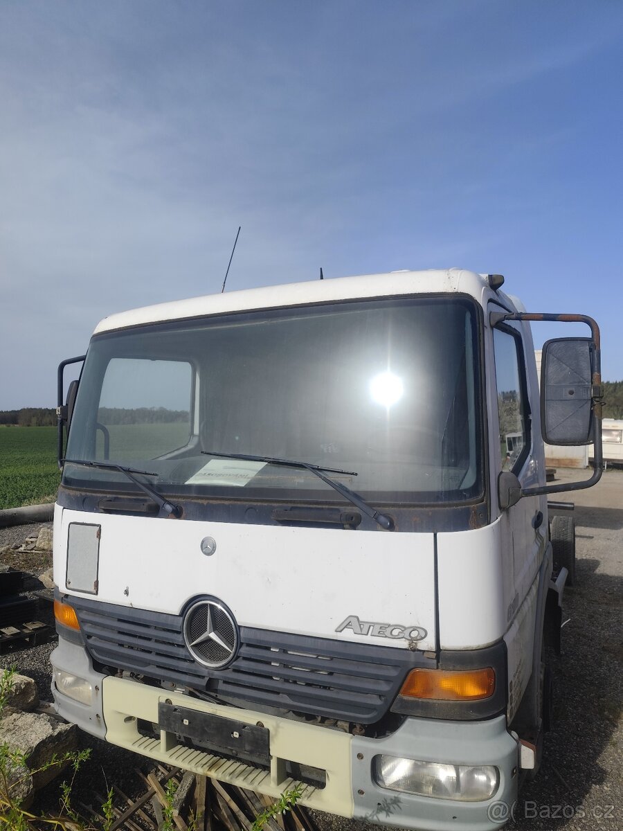 Mercedes atego 812