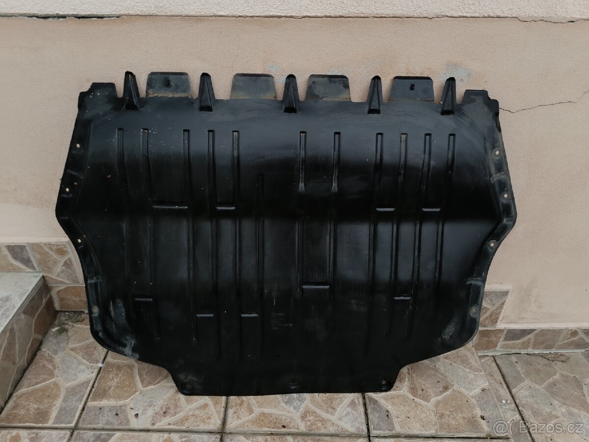 Kryt pod motor Škoda Octavia II / VW Golf V