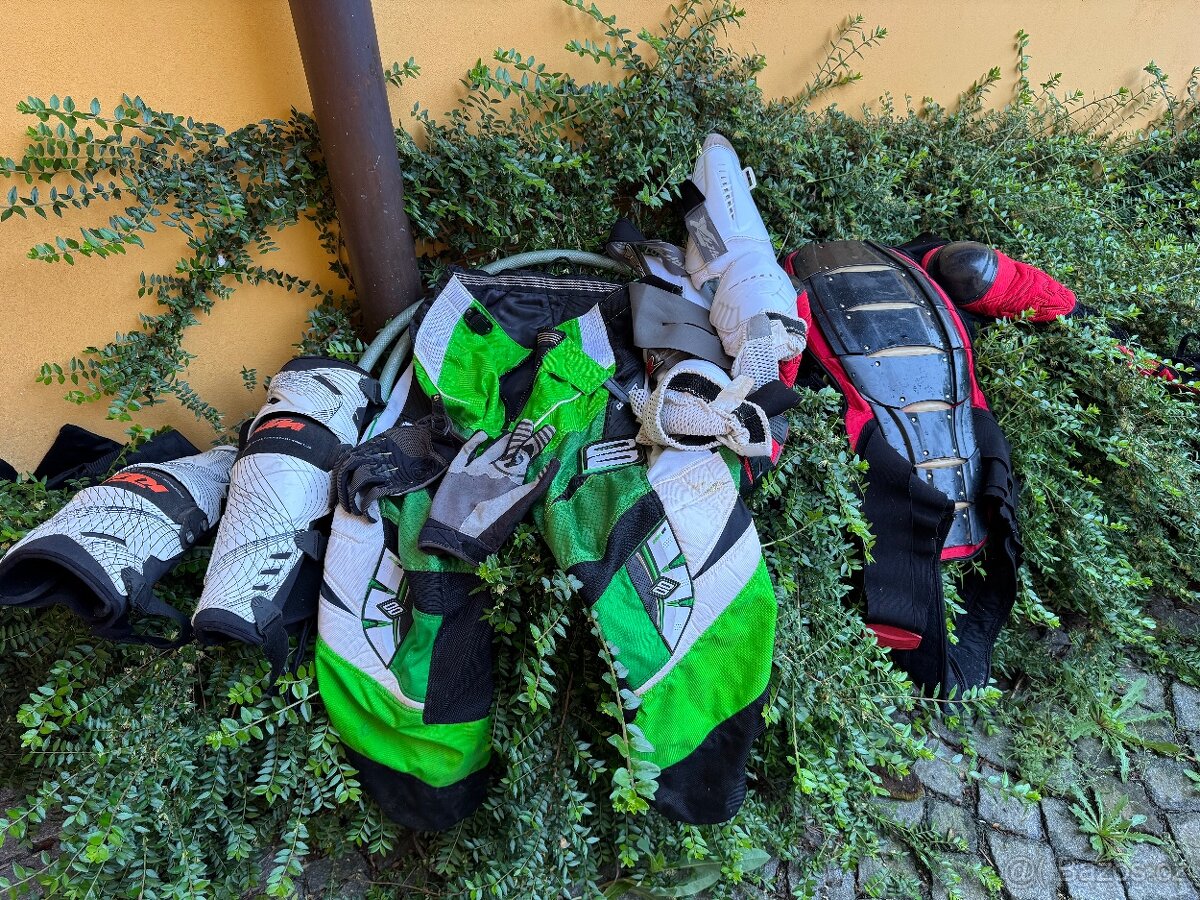Chrániče motokros bikros downhill