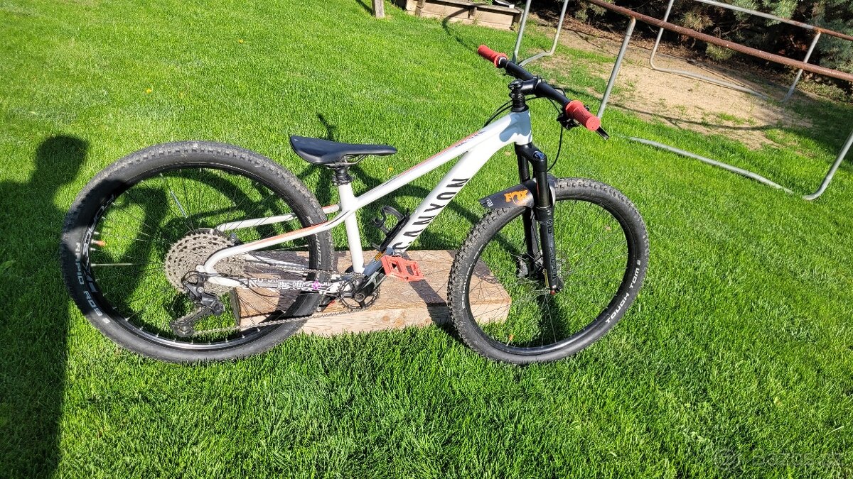 Juniorské kolo Canyon Young Hero 27.5", rám XS
