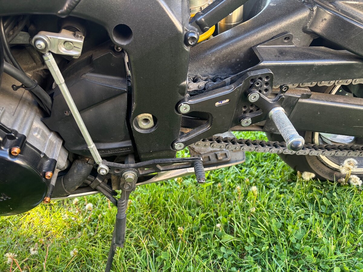 Prepakovani PP tuning na Yamaha R1 02-03 Rn09