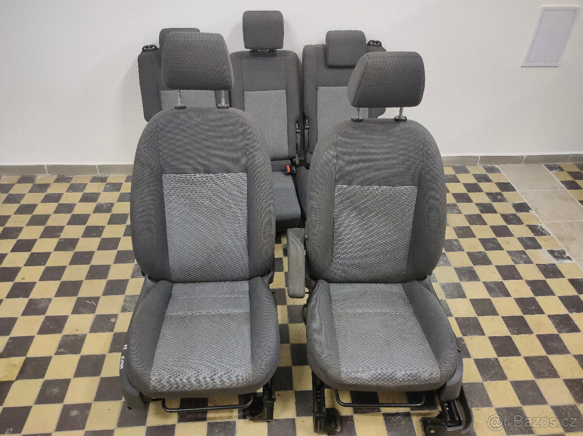 Sedačky Ford C-MAX