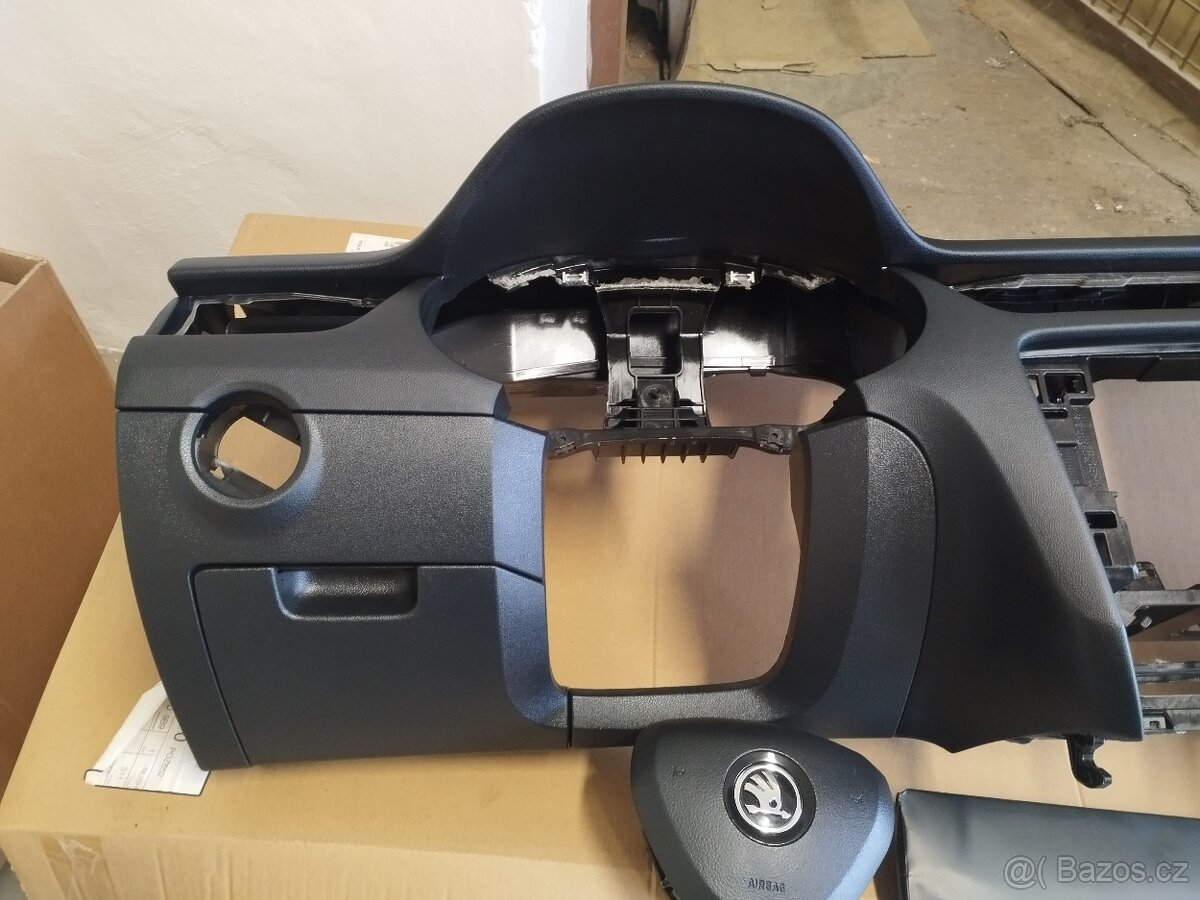 Airbagová sada Škoda Octavia 3 s originální palubní deskou