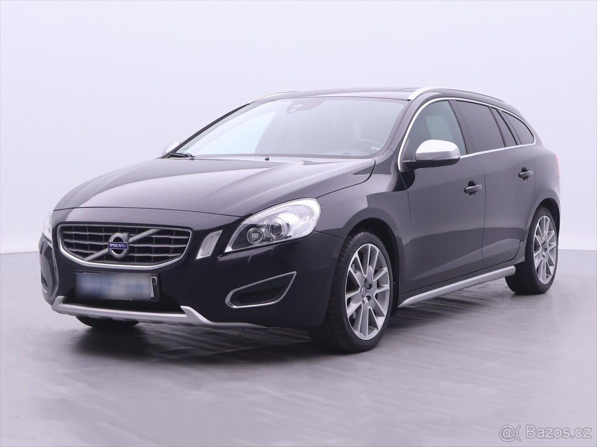 Volvo V60 2,0 D4 120KW R-Design Xenon (2012)