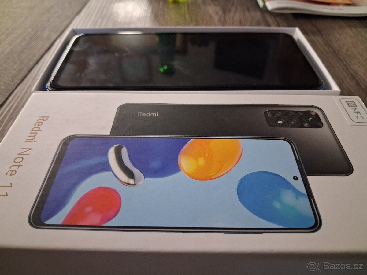 Mobilní telefon