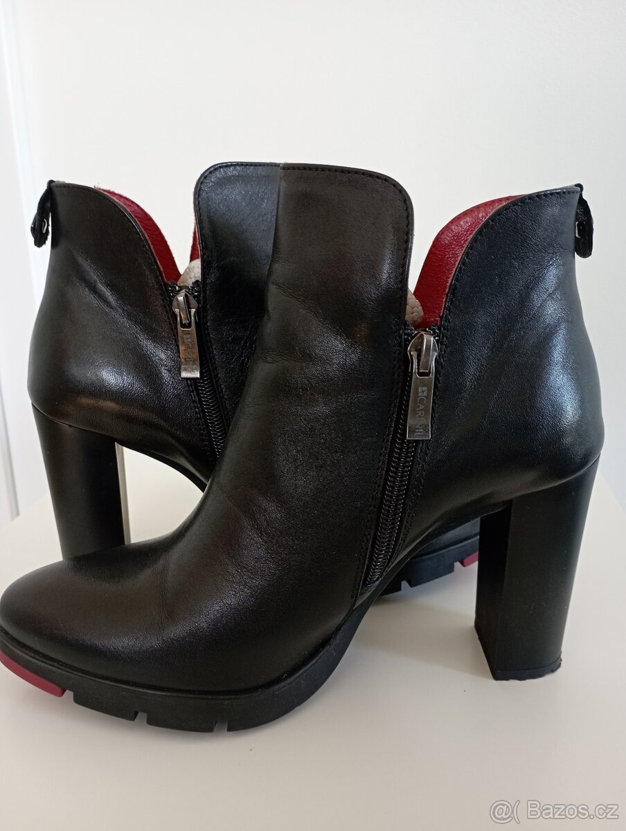 ✨ Luxusní kožené kozačky CARINII vel. 37 – Styl & pohodlí