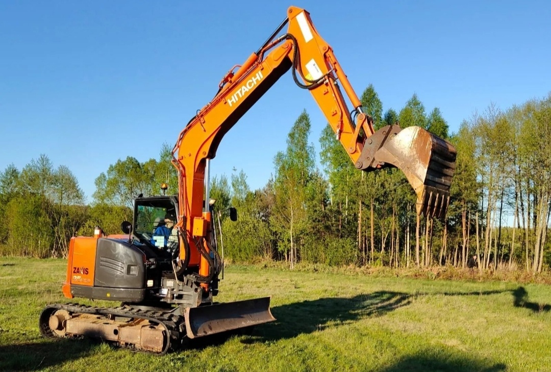 Minibagr bagr Hitachi zx85 ne kubota.volvo yanmar