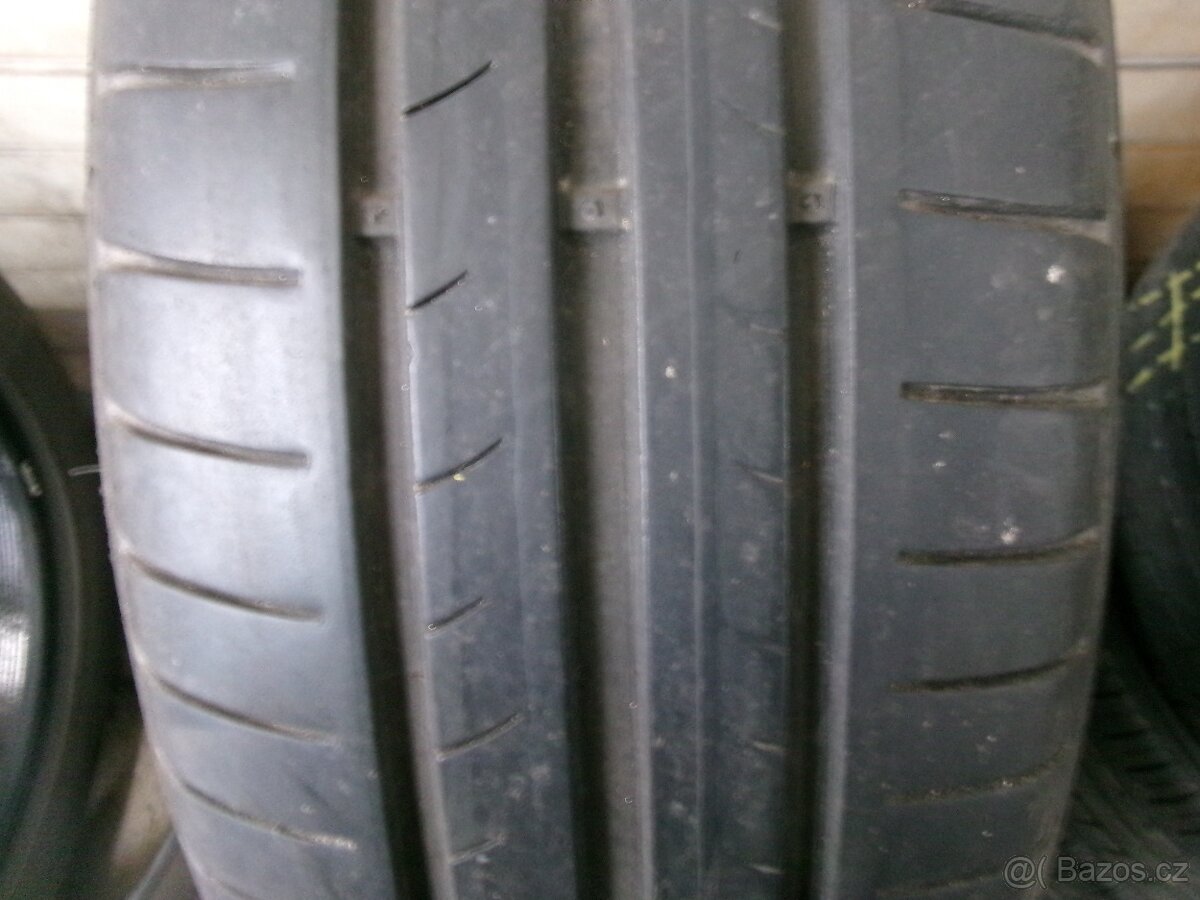 195/60 R15 DUNLOP (2x5 a 2x4,5mm) č.14447/g
