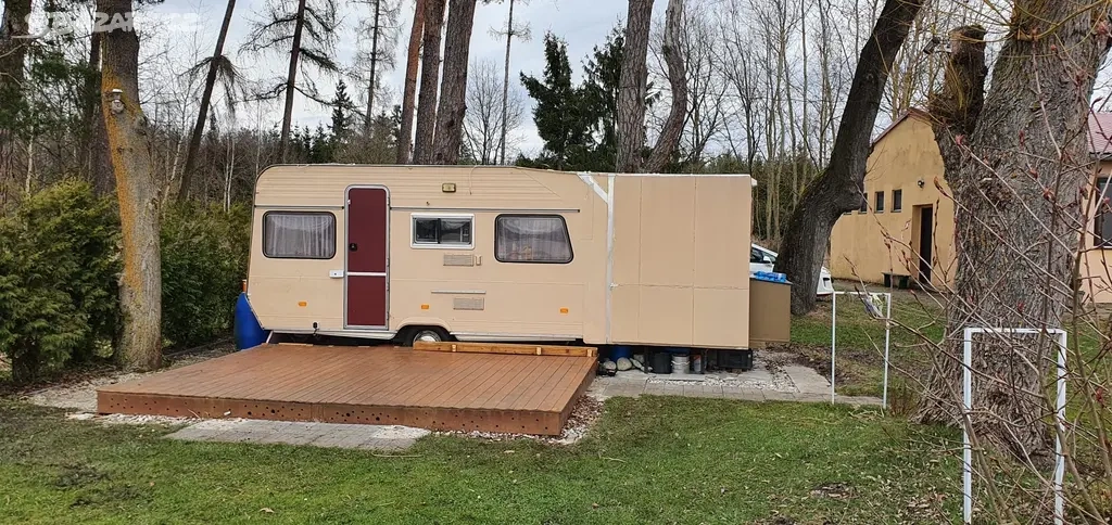 Karavan ke stálému stání
