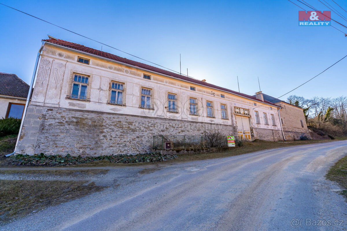 Prodej zemědělské usedlosti v Oslnovicích