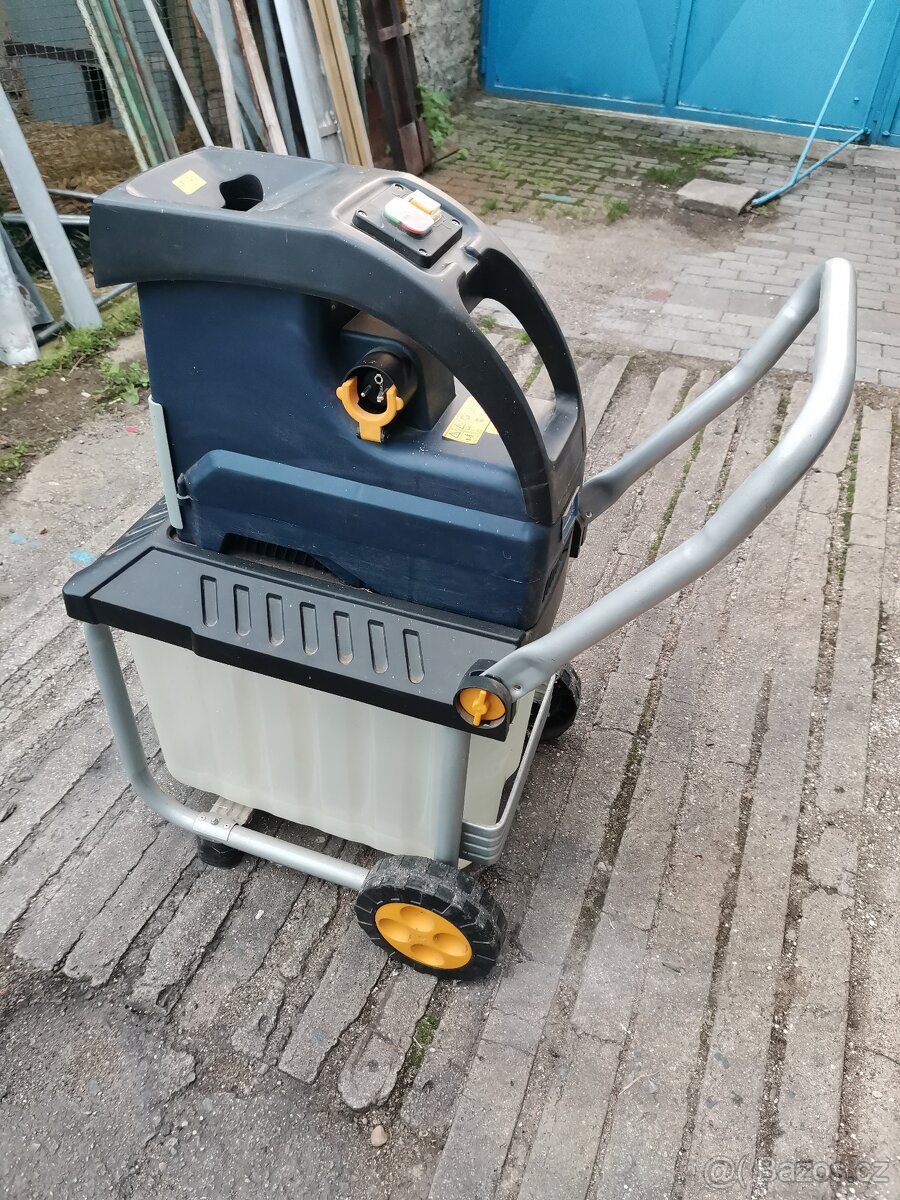 Prodám elektrický drtič větví  MAC 2500 SBY