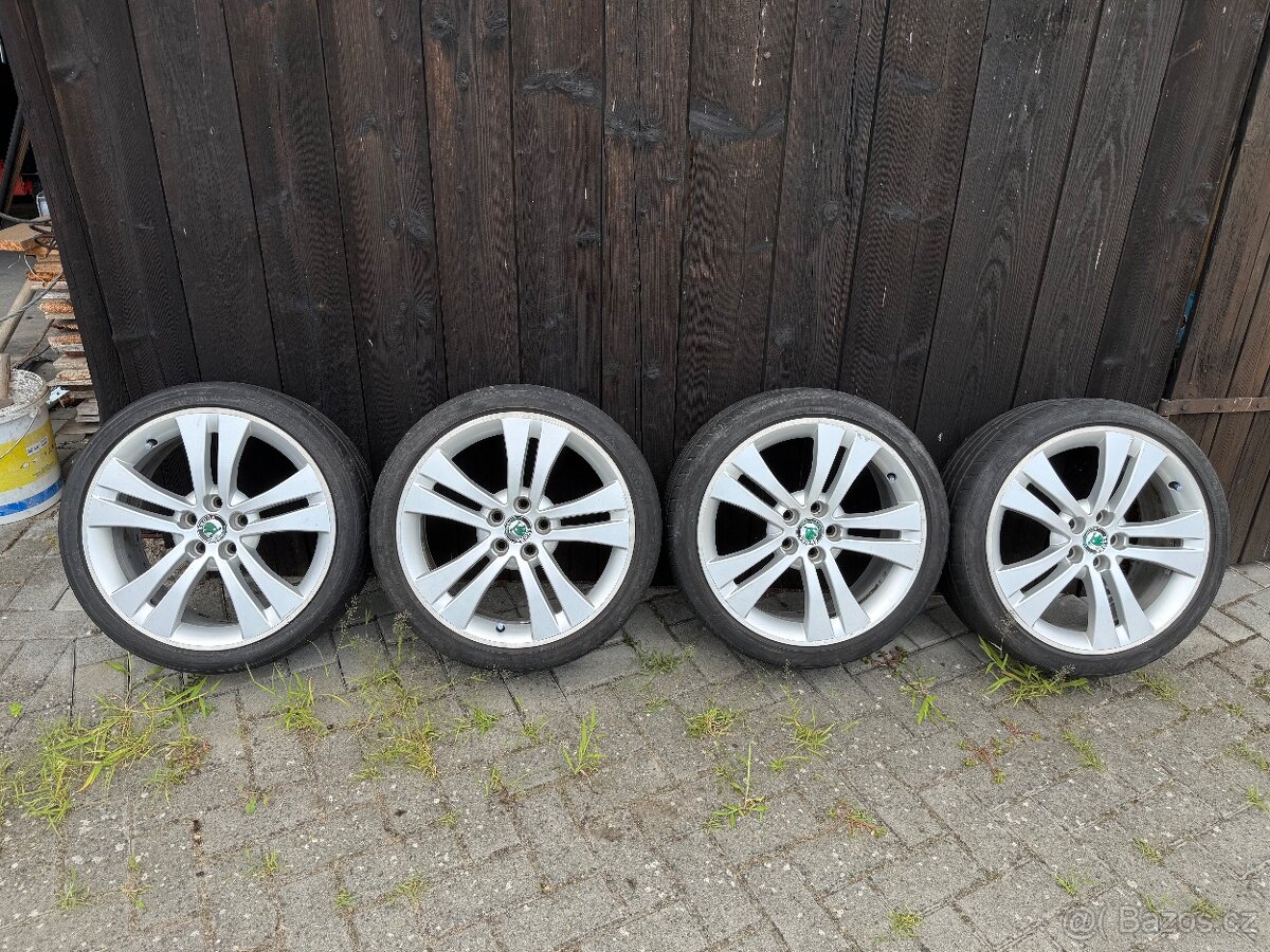 Prodám pěkné originální kola Škoda