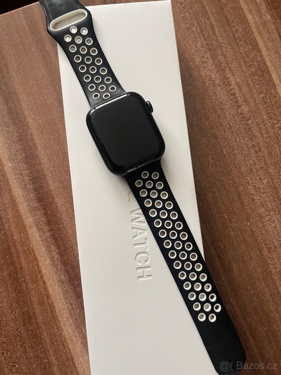 Apple Watch 8