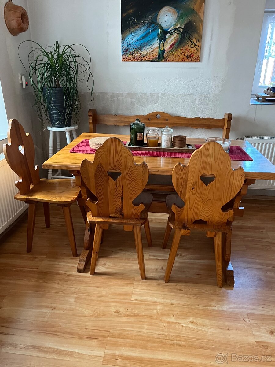 Selský jídelní kout