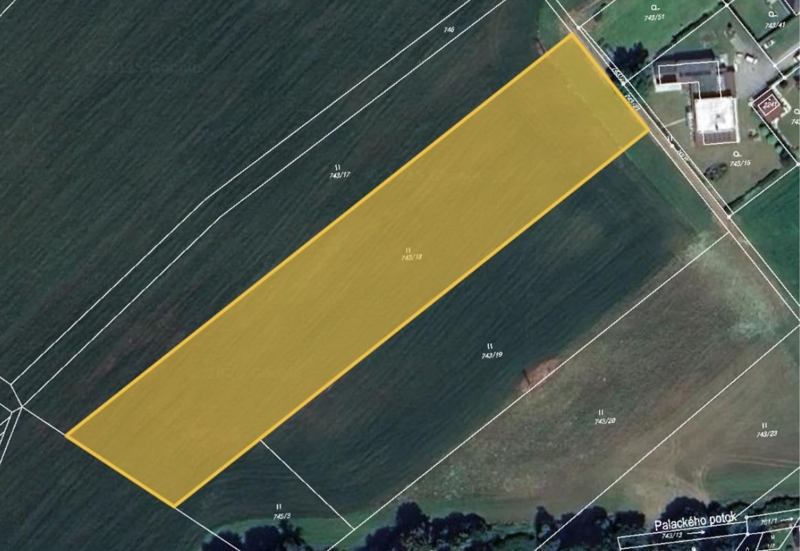 Prodej podílu 1/2 louky 4 584 m², Nový Jičín