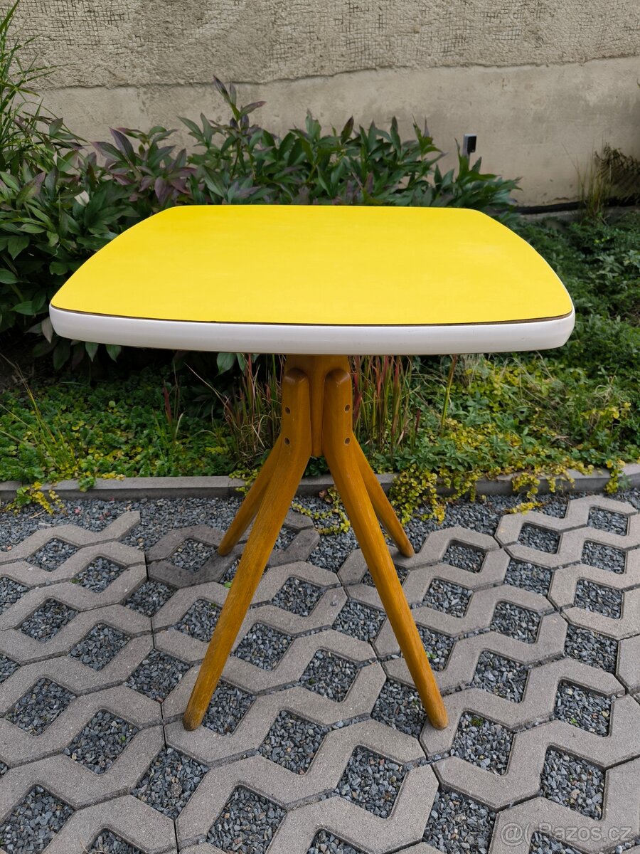 Retro stolek s umakartovou deskou - Brusel Expo 58