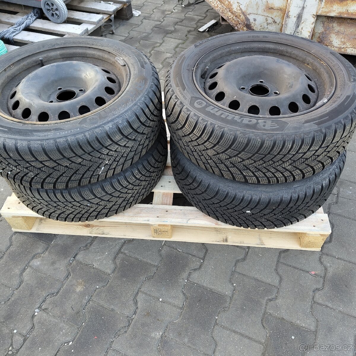 Zimní pneumatiky 205/55 R 16