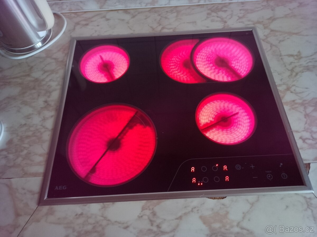 Sklokeramická varná deska