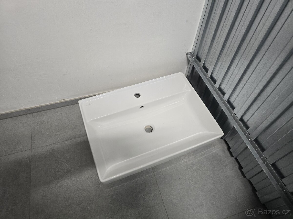 Nové umyvadlo 65x47cm