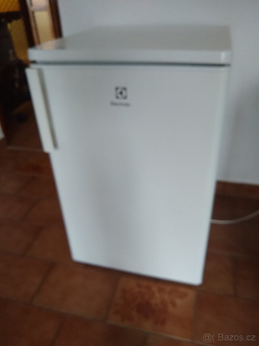 Lednice s mrazákem Electrolux