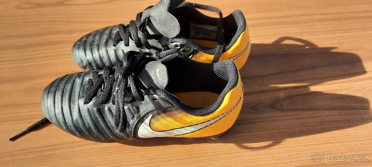 Dětské kopačky Nike vel.33