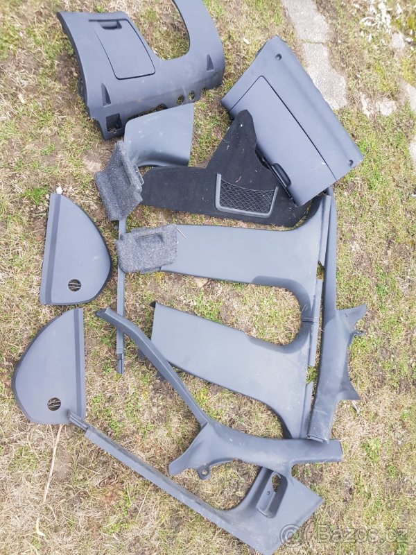 Interierové plasty Octavia 2